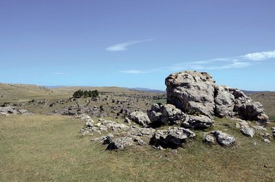 Sentier de Nîmes-le-Vieux, causse Méjean