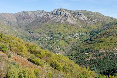 Rocher du Trenze et Vialas