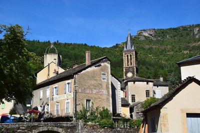 L'eglise de Vébron