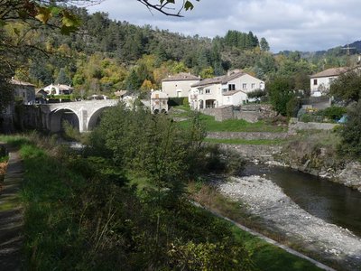 Village de Saumane