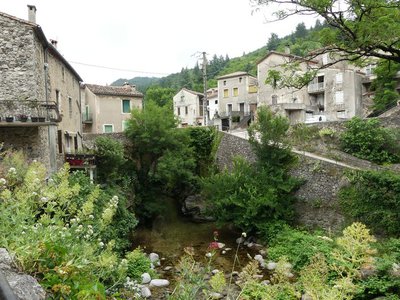 Le ruisseau de Coudoulous