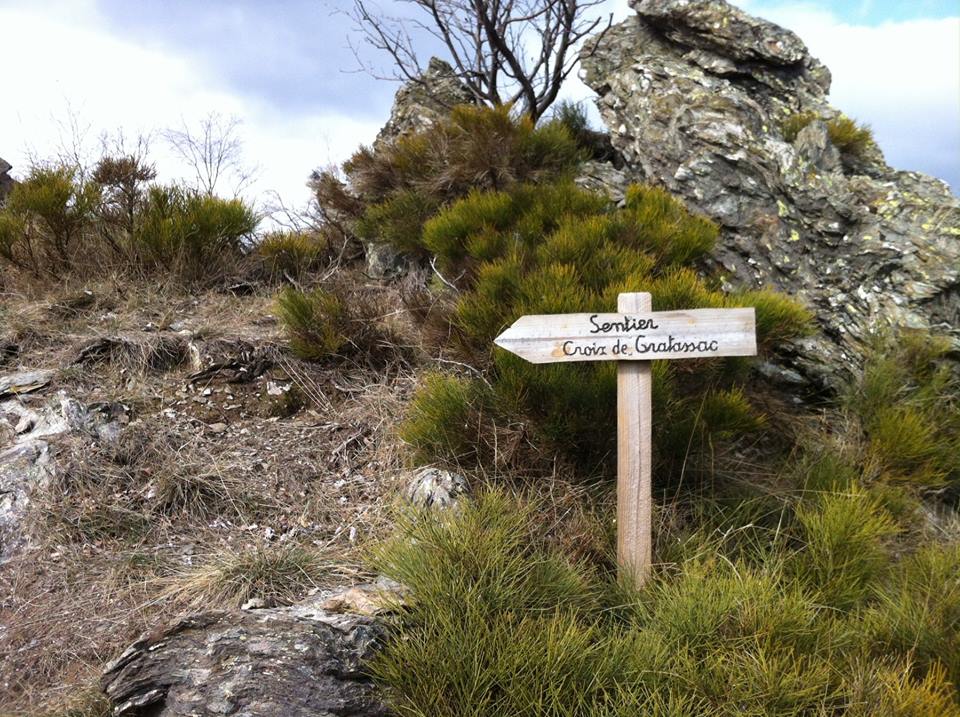 Chemin de la croix de Gratassac