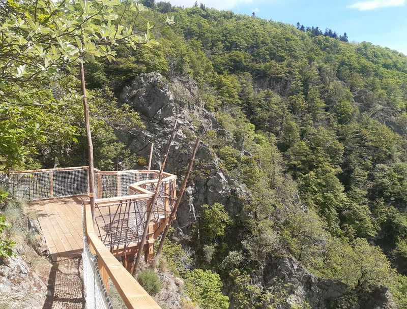 Belvédère sur les cascades de l'Hérault