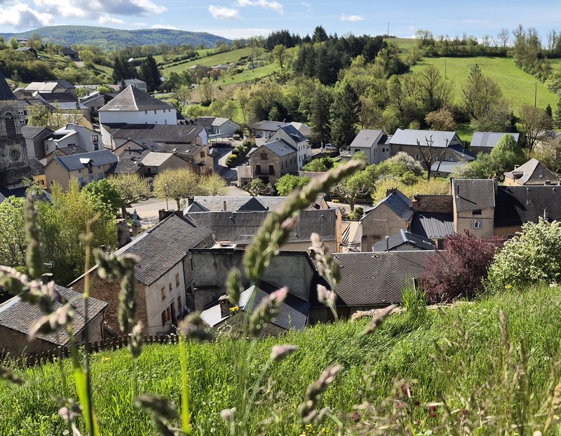 Le village de Lanuéjols